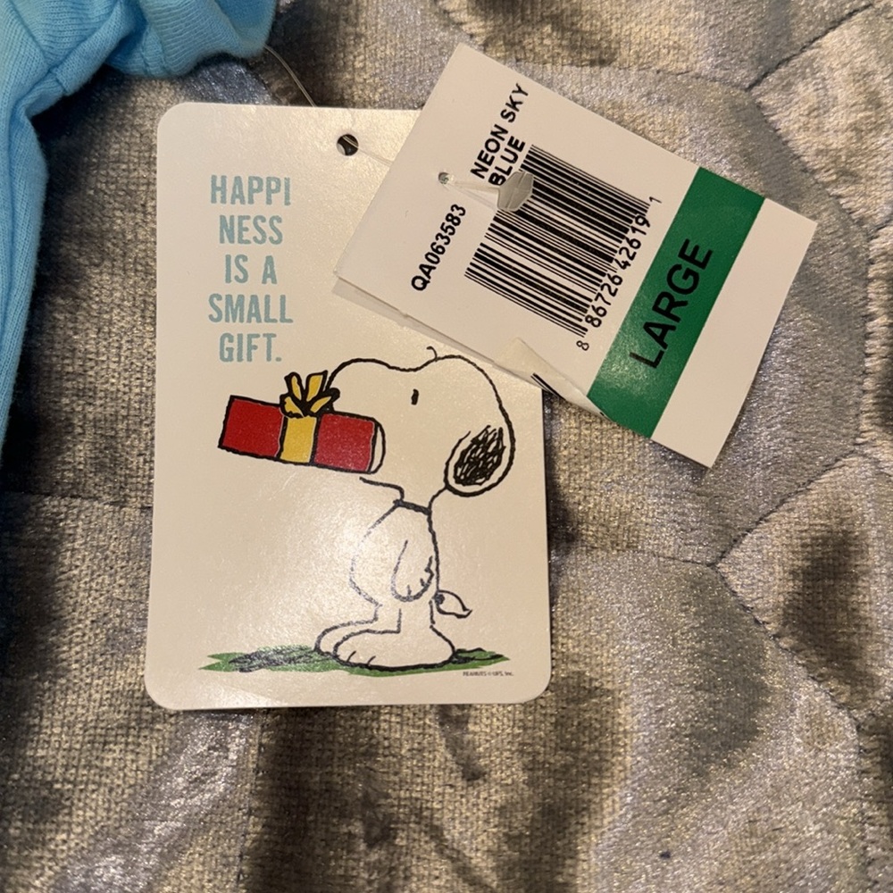 Peanuts T-shirt 🩵 - Picture 7 of 8